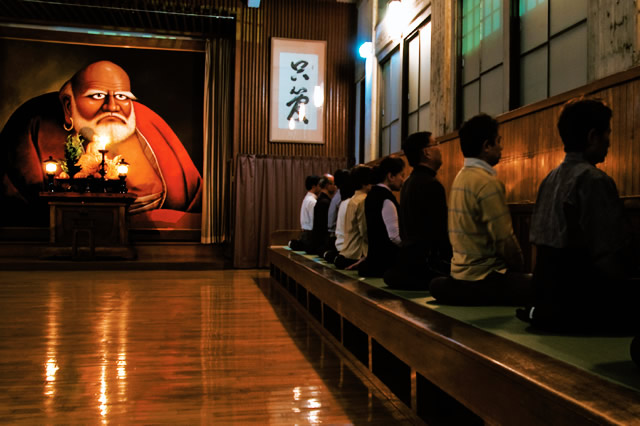 三松寺の坐禅